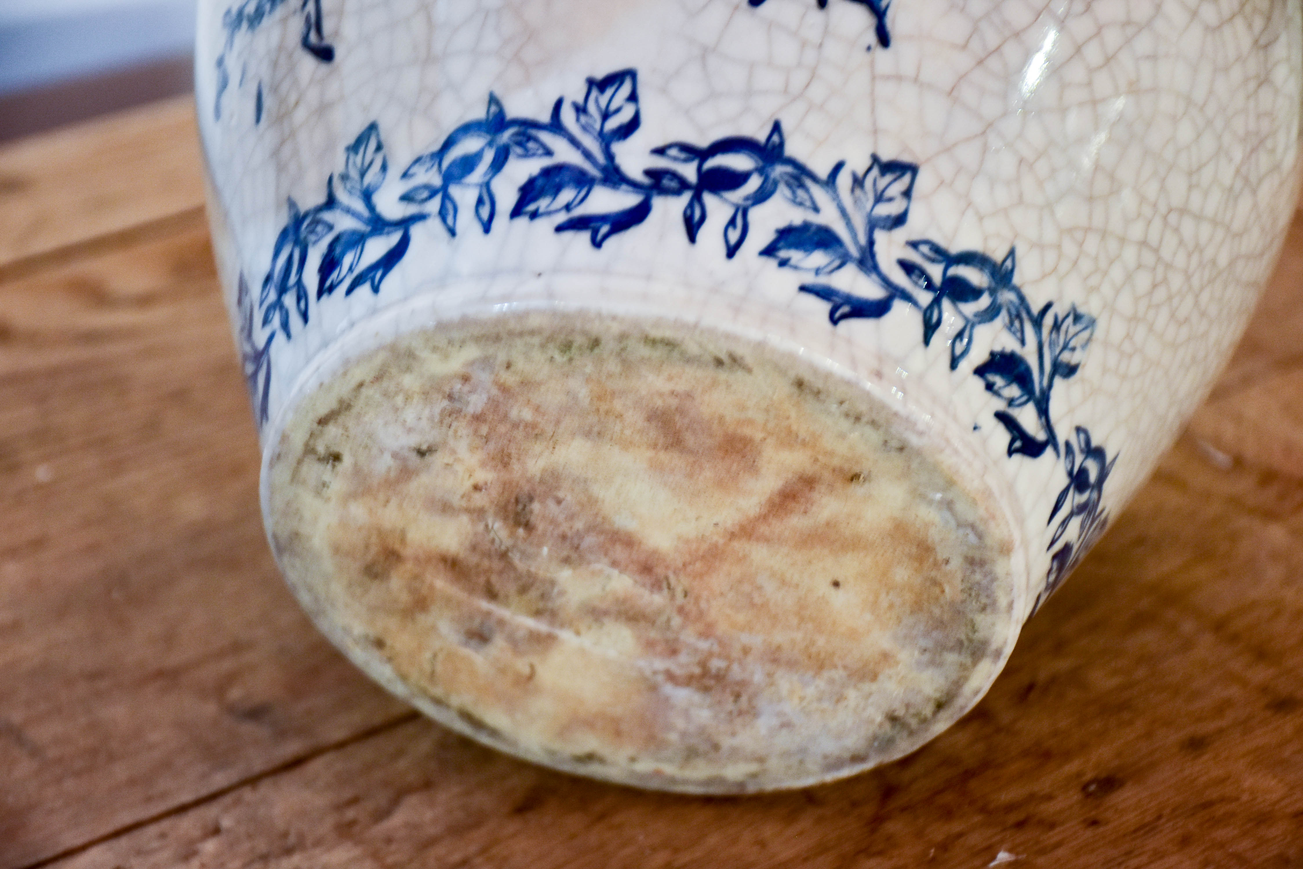 Blue & white 19th century French ironstone confit pot from Saint-Uze