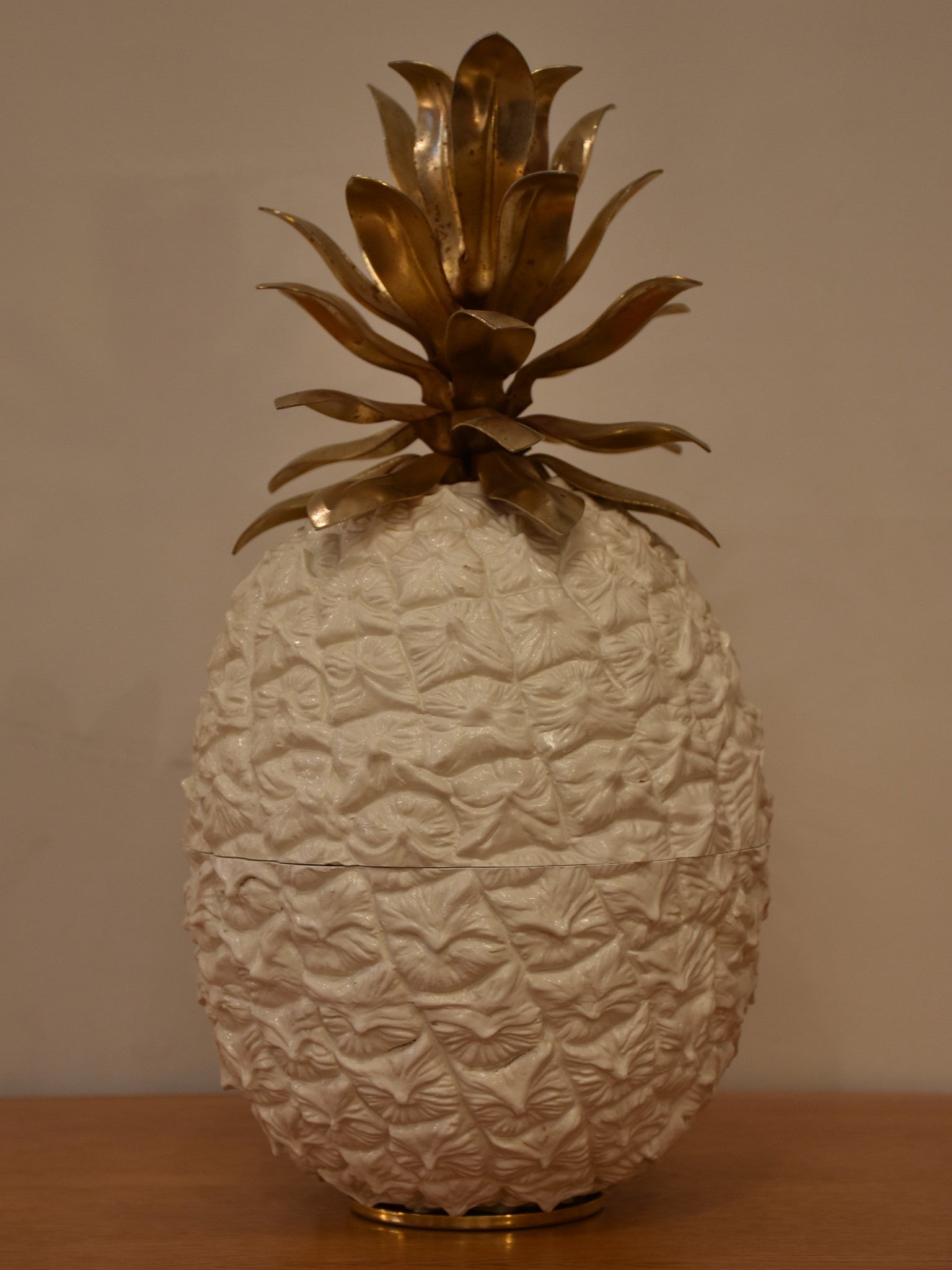 White & gold Michel Dartois pineapple ice-bucket