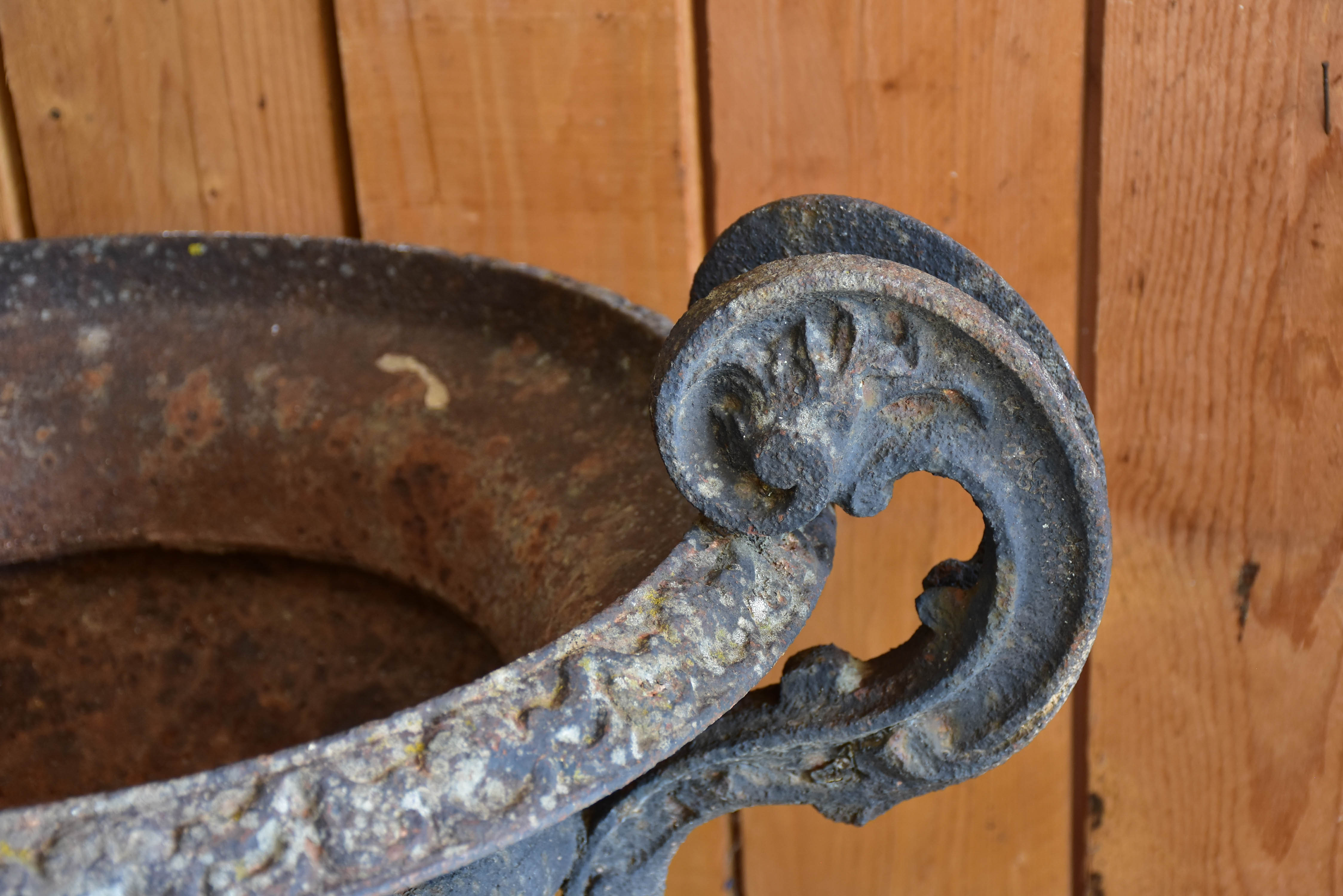 Large cast iron French garden urn with decorative handles – 19th century