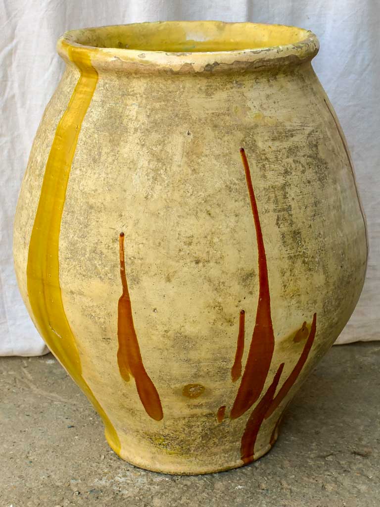 Early 20th Century oil jar from Castelnaudary 3/3 - 27½"