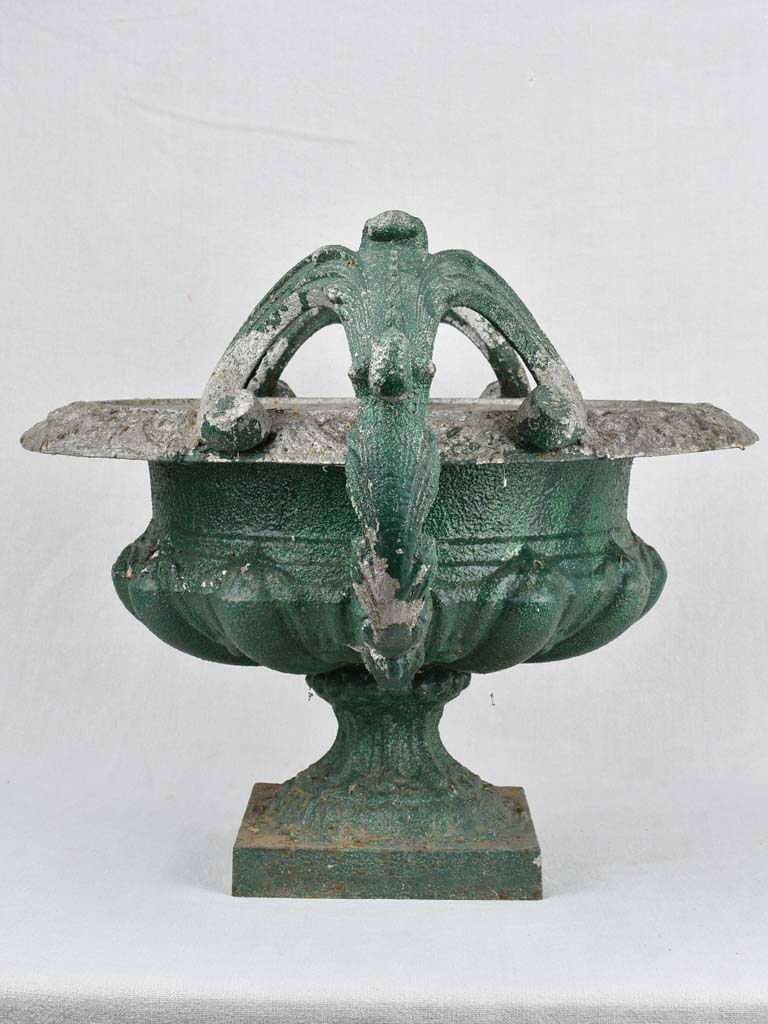 Medici urn, 19th-century, green w/ arched handles