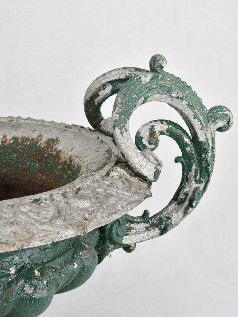 Medici urn, 19th-century, green w/ arched handles