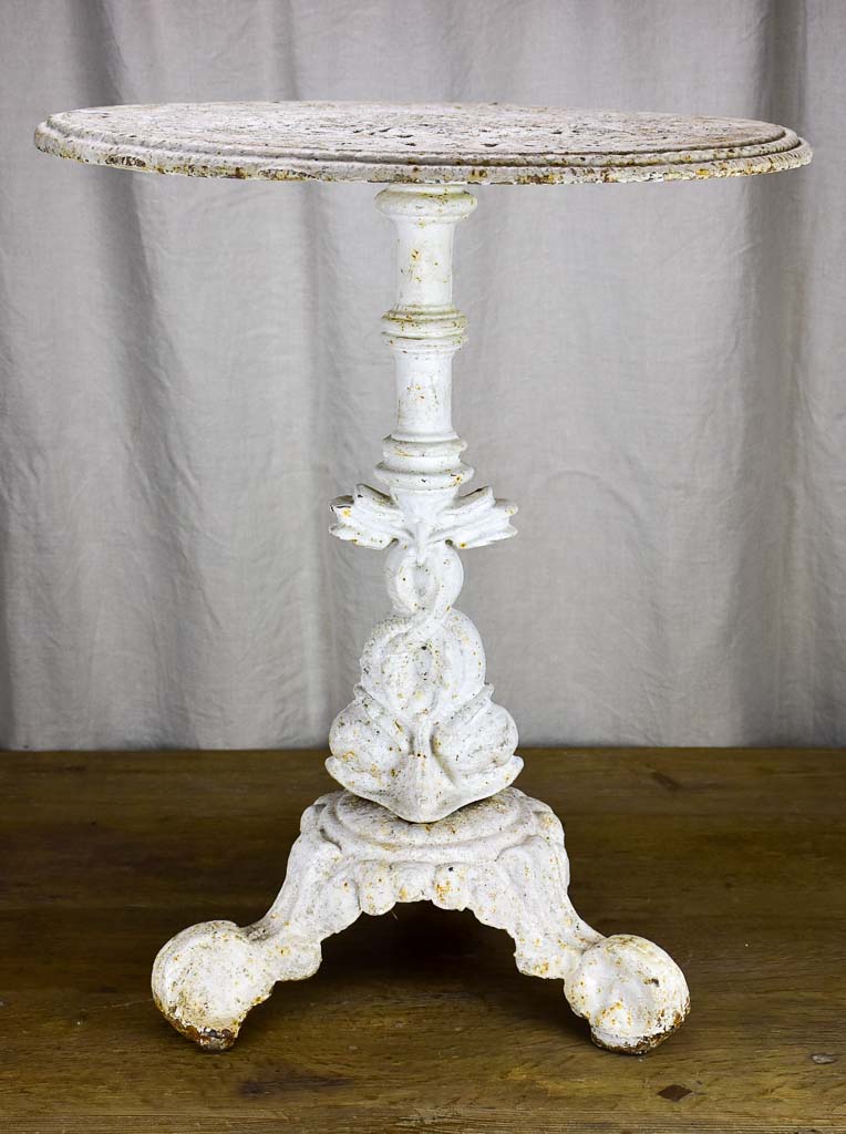 19th Century English cast iron garden table - round