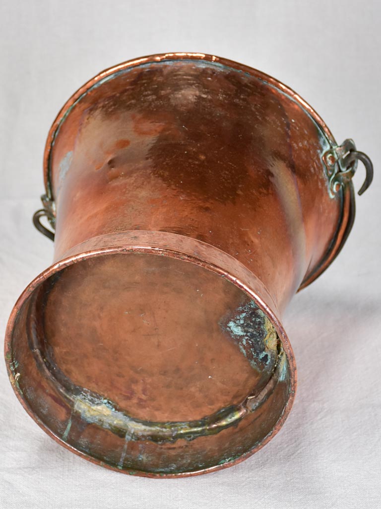 Louis XIV copper grain measuring bucket 10¾"