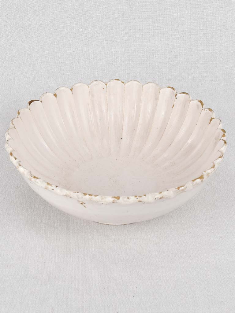 Bowl, scalloped ironstone, 18th-century 13"