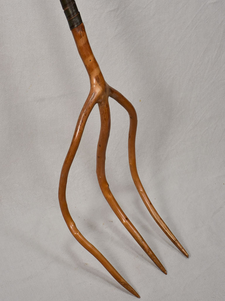 Late 18th century French hay fork 73¼"