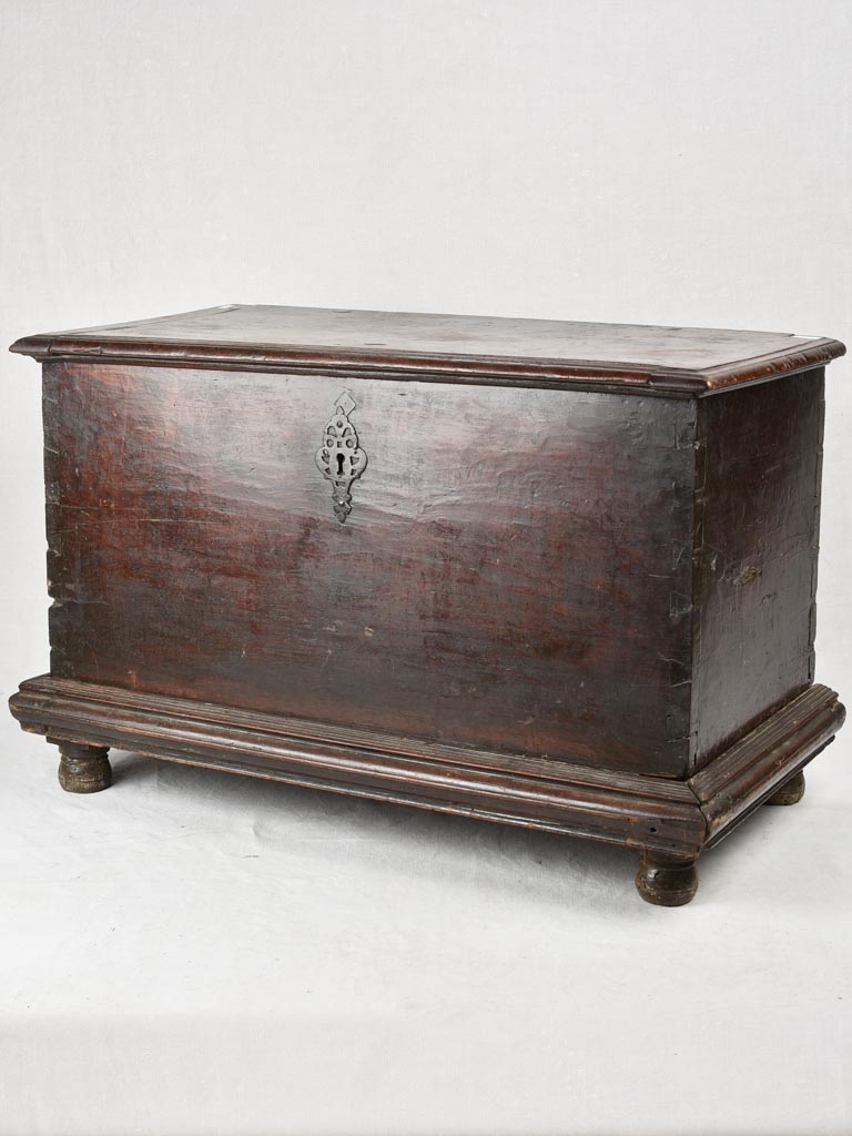 Superb Antique French trunk 41¾