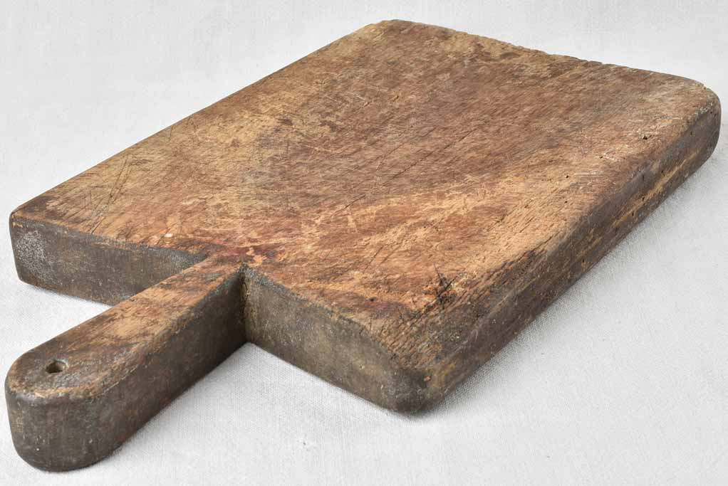 Antique French cutting board with peaked shoulders 21¼" x 11½"