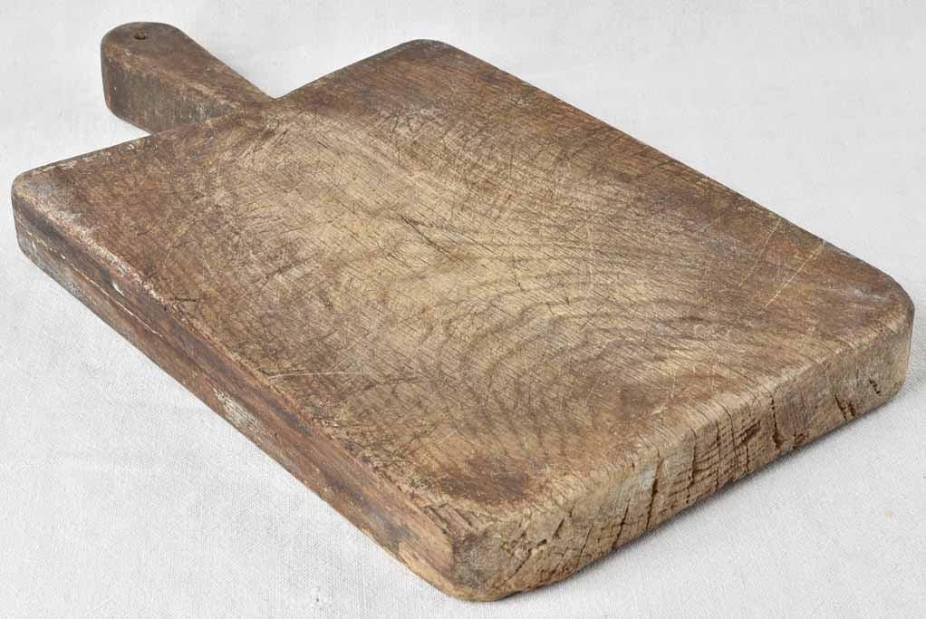 Antique French cutting board with peaked shoulders 21¼" x 11½"