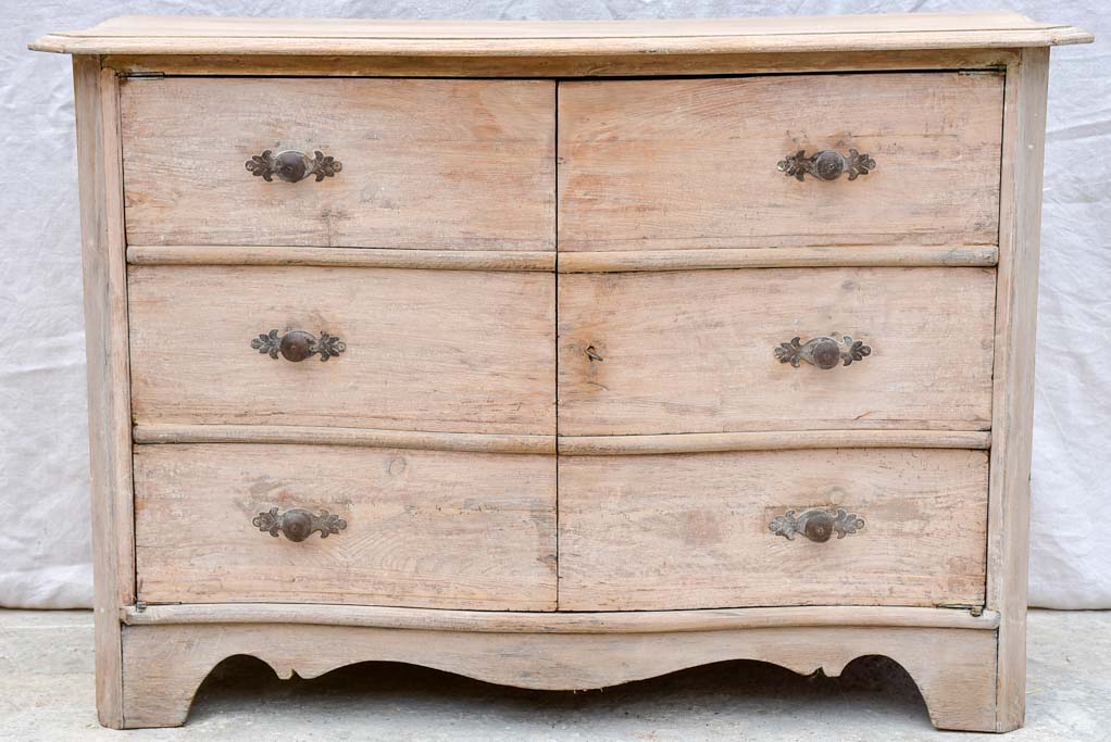 Curved 19th Century Swedish commode / cabinet