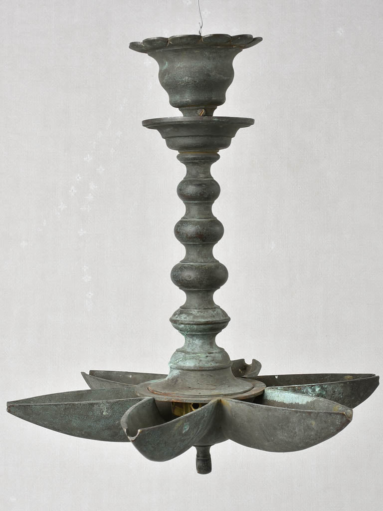 Nineteenth-century oil light Judenstern design