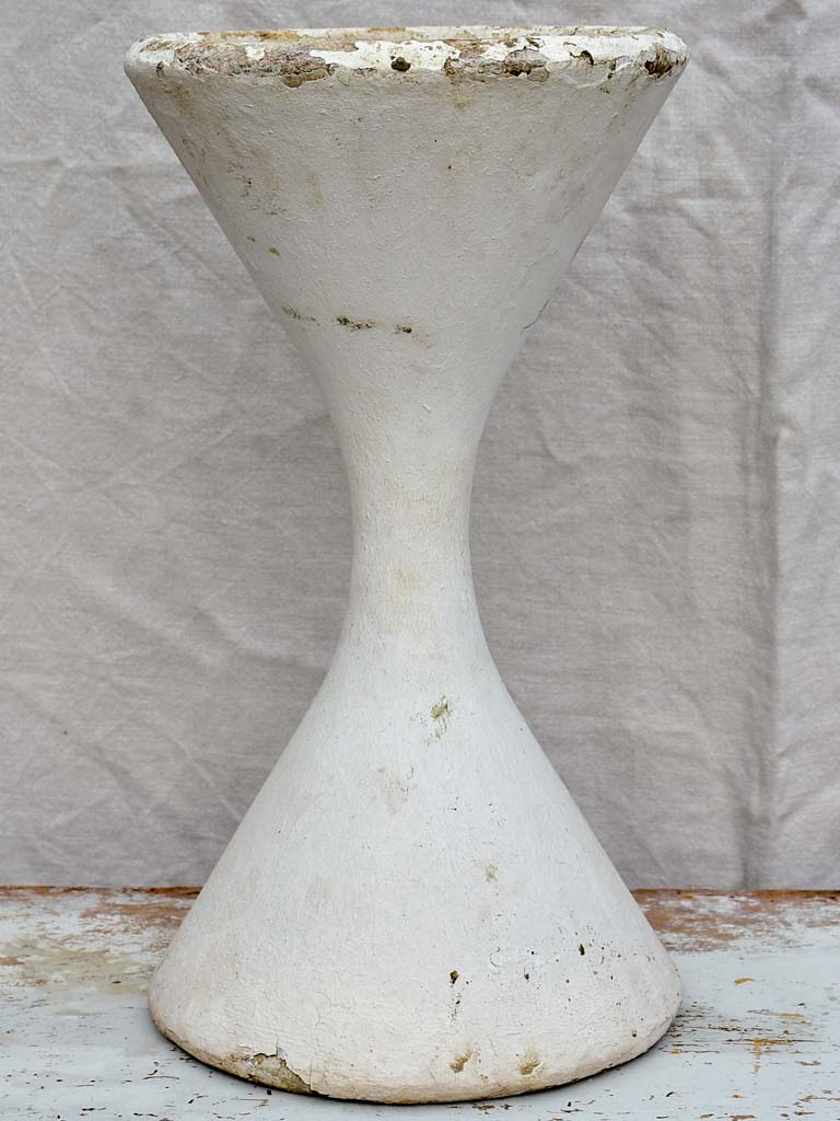 Small Willy Guhl diabolo planter - white 19¼"