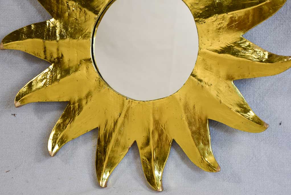 Vintage sunburst mirror with stylized sun rays 19¾"