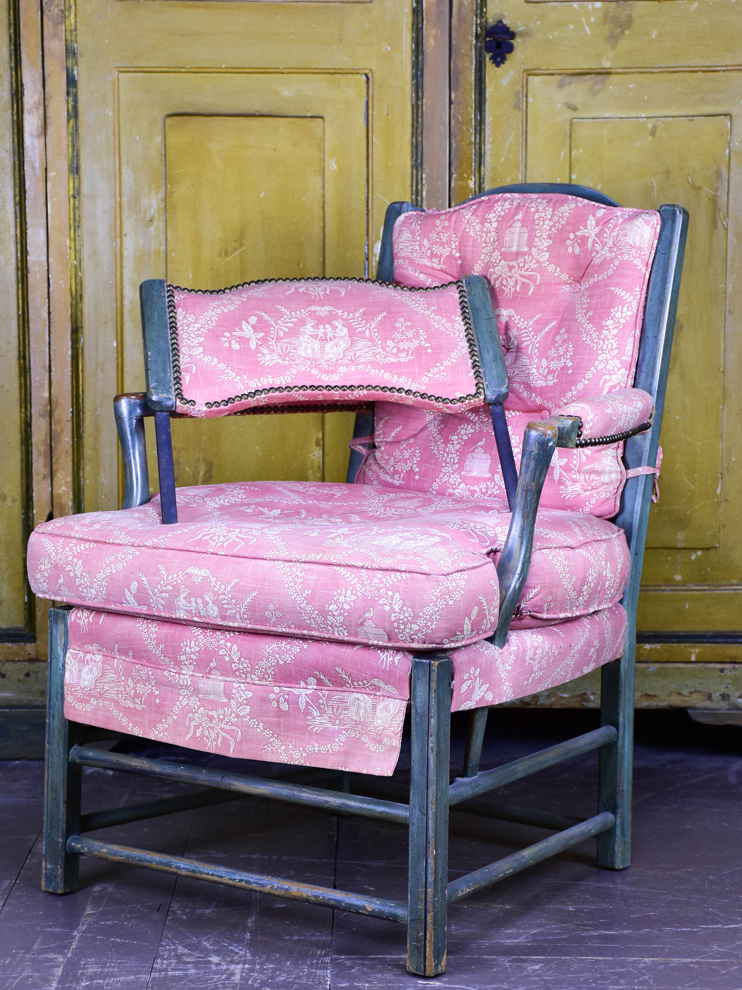 Antique french Provincial armchair