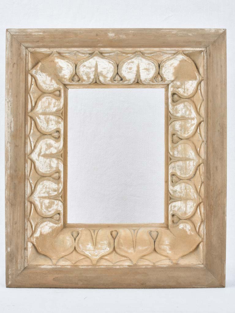 Vintage French carved wooden frame 8¾" x 12¼"