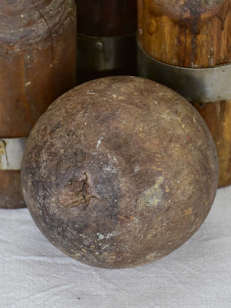 Collection of 9 carved walnut bowling skittles and ball - 19th century 15¼"