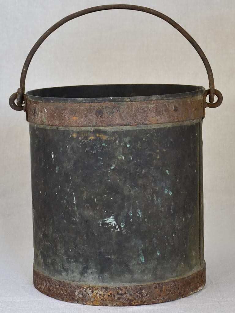 19th Century French copper winemaker's bucket with riveted collar 11¾"