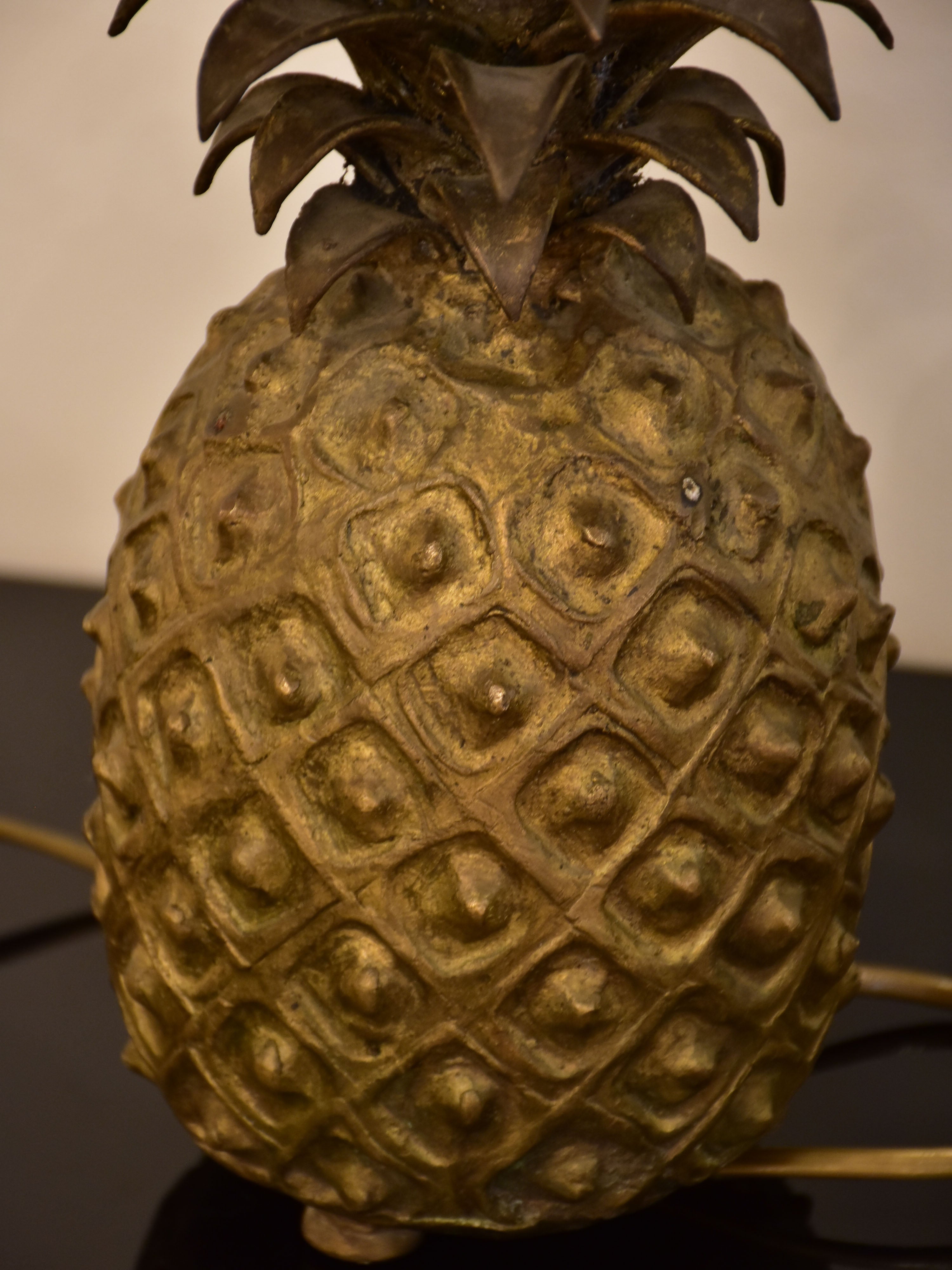 Vintage pineapple lamp