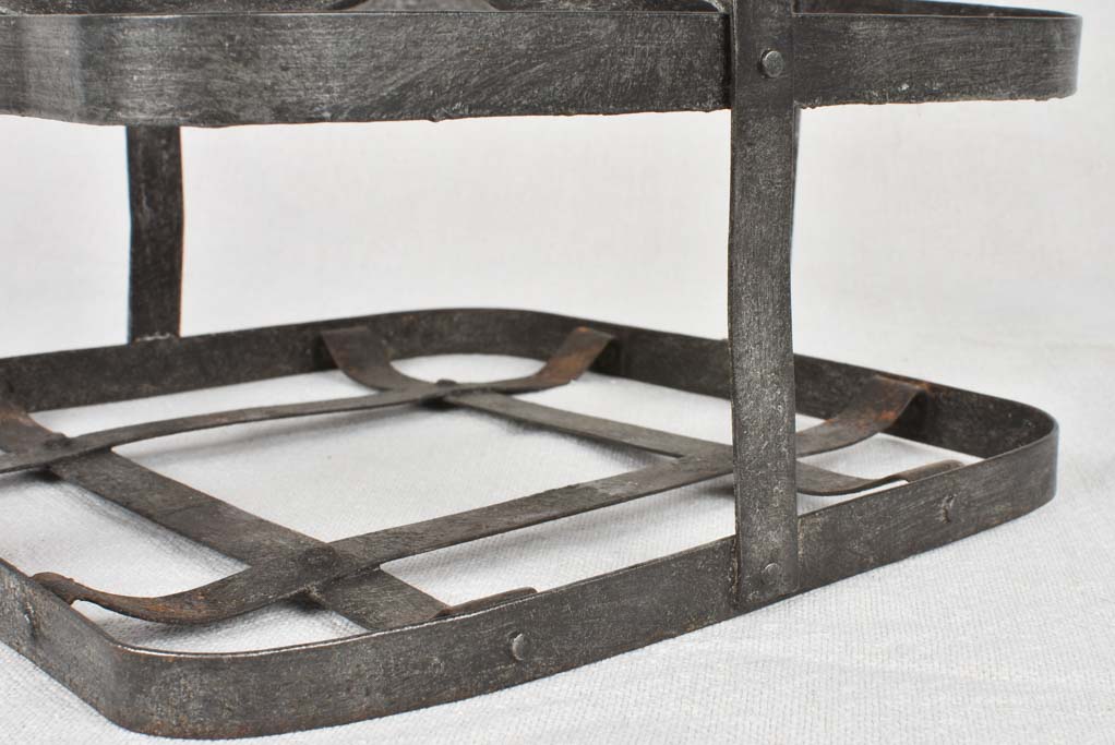 Riveted antique bottle carrier 4 bottles