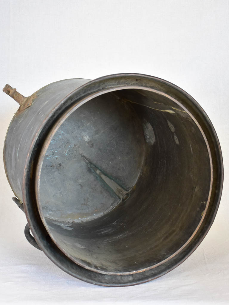 Hectolitre winemaker's measuring vessel - 19th century Burgundy 21¾"