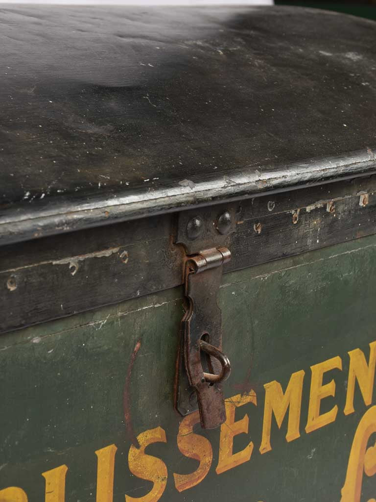 History-rich 1920s Triporteur Trunk