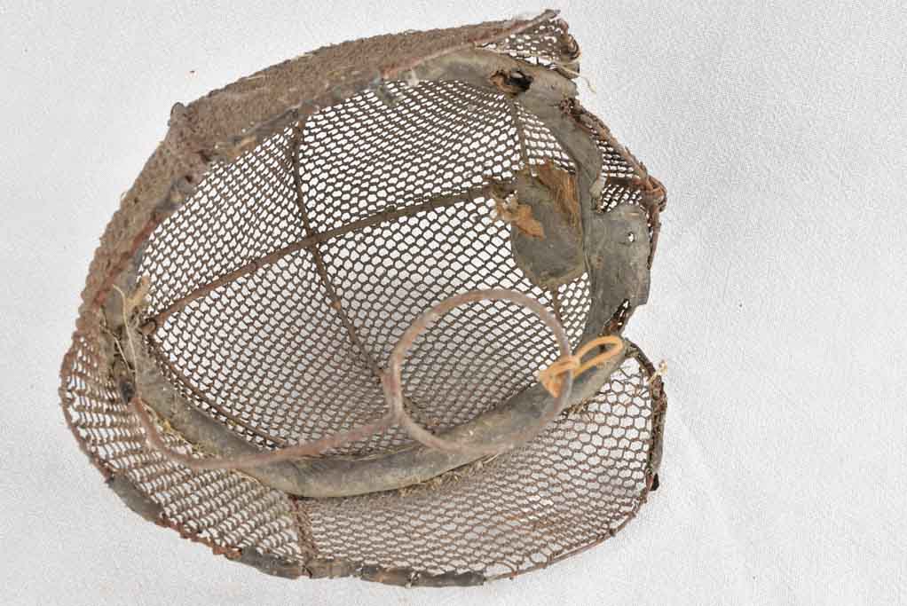 ANTIQUE FRENCH FENCING MASK 10¾"