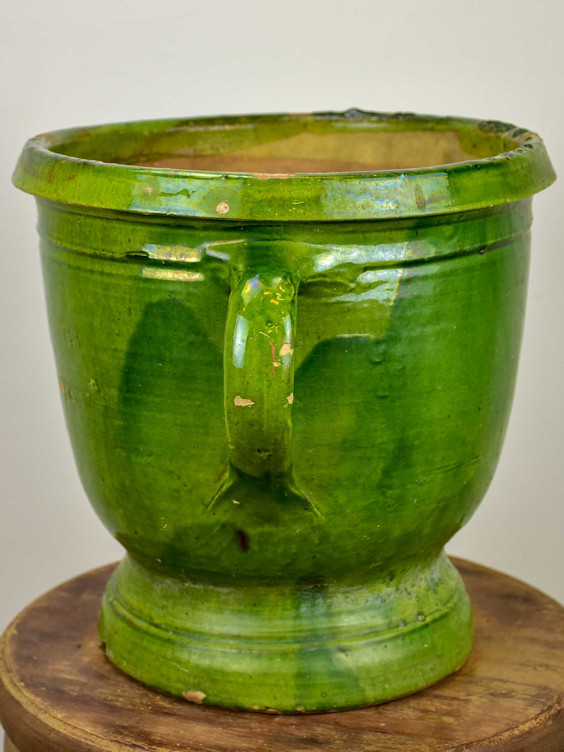 19th Century Castelnaudary garden planter with green glaze - 11 ¼''