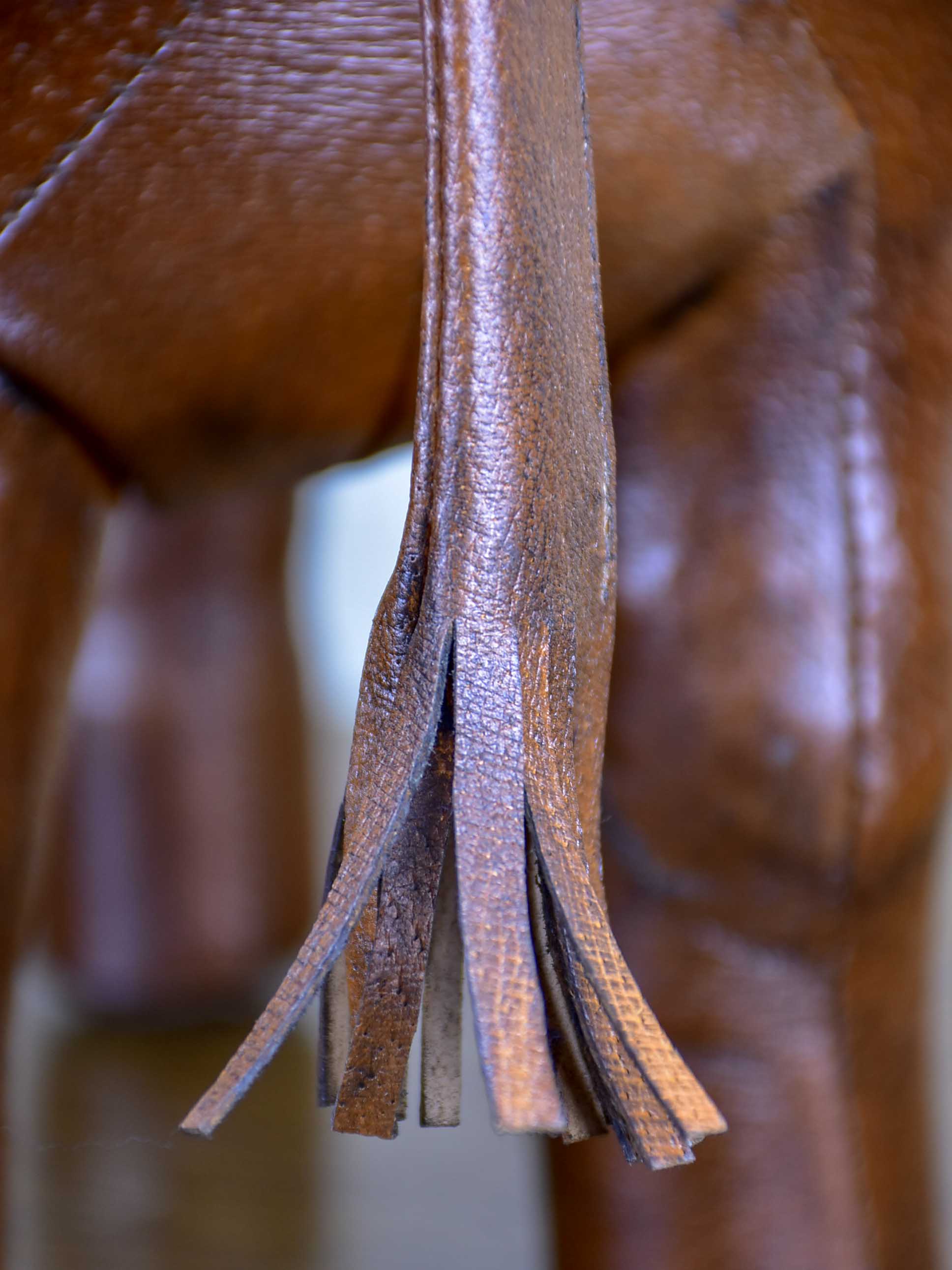 Antique leather bull footrest - Valenti