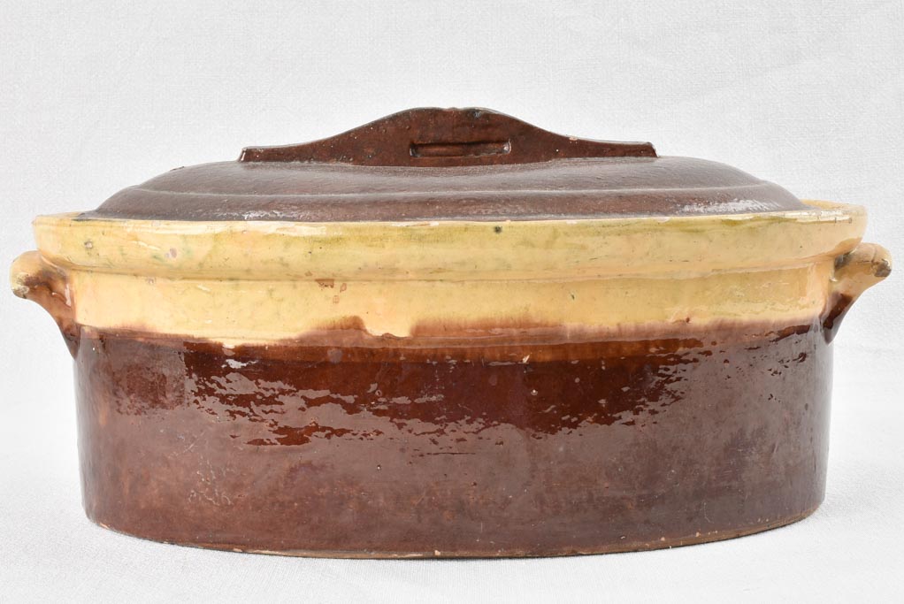 Early twentieth-century decorative terracotta tureen