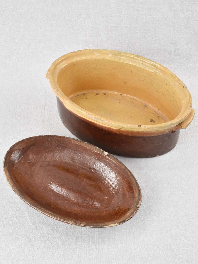 Elegant large French terracotta tureen