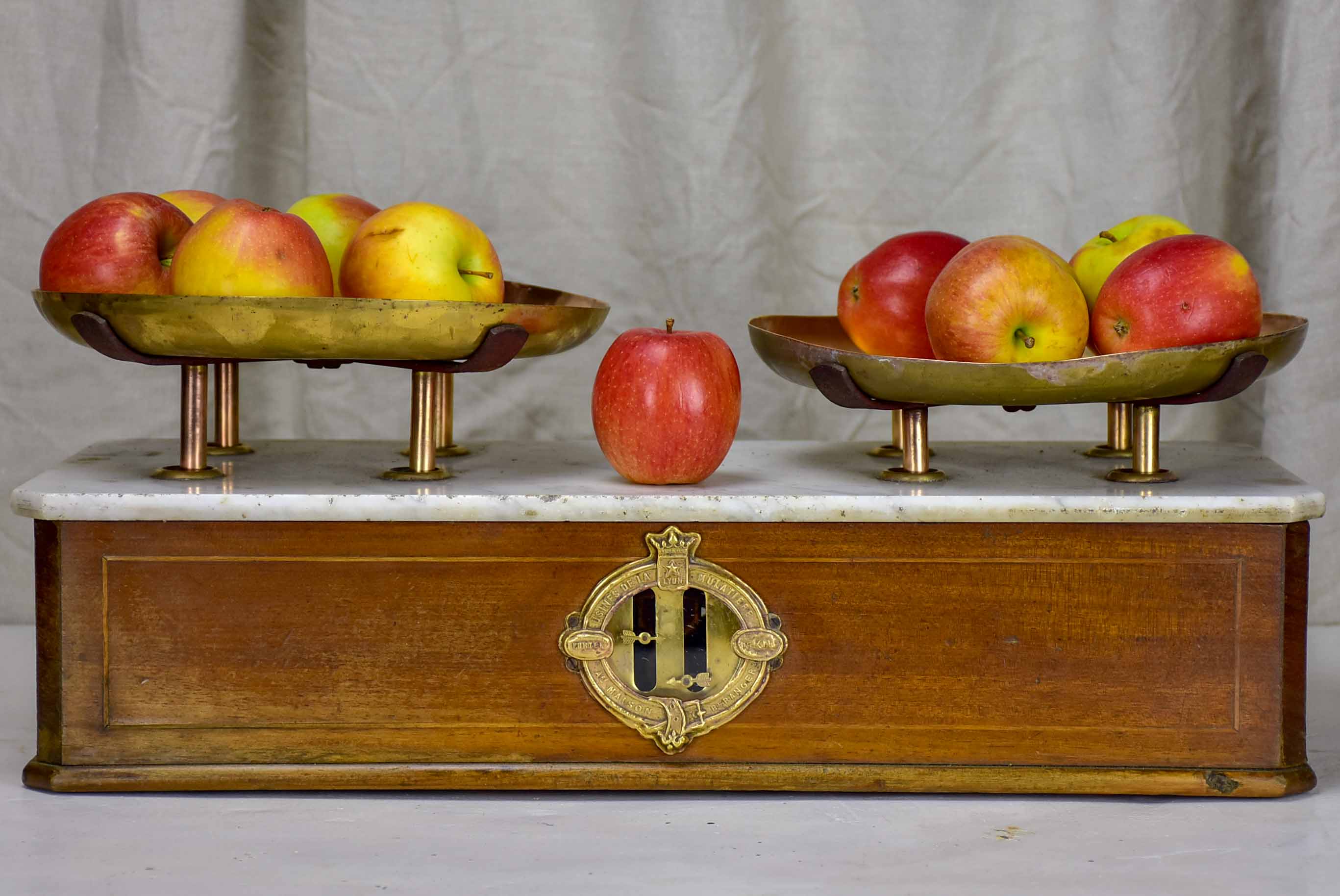 Antique French epicerie scales