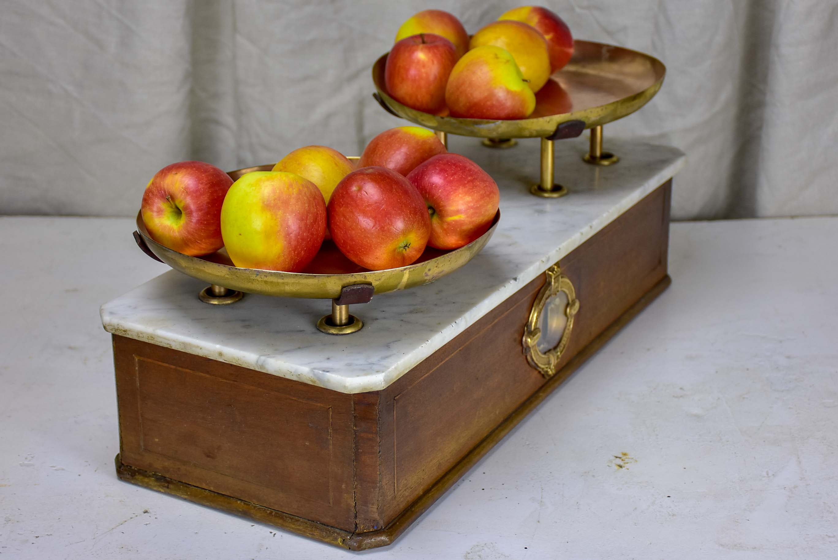 Antique French epicerie scales