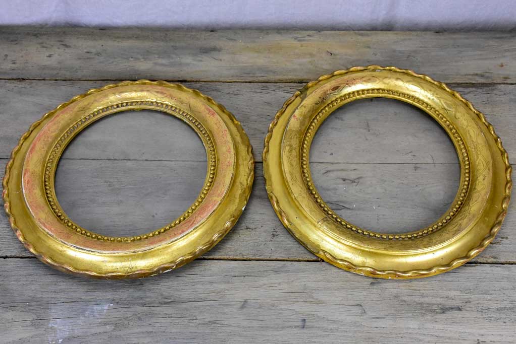 Pair of oval gilded Frames - Napoleon III 15" x 13½"