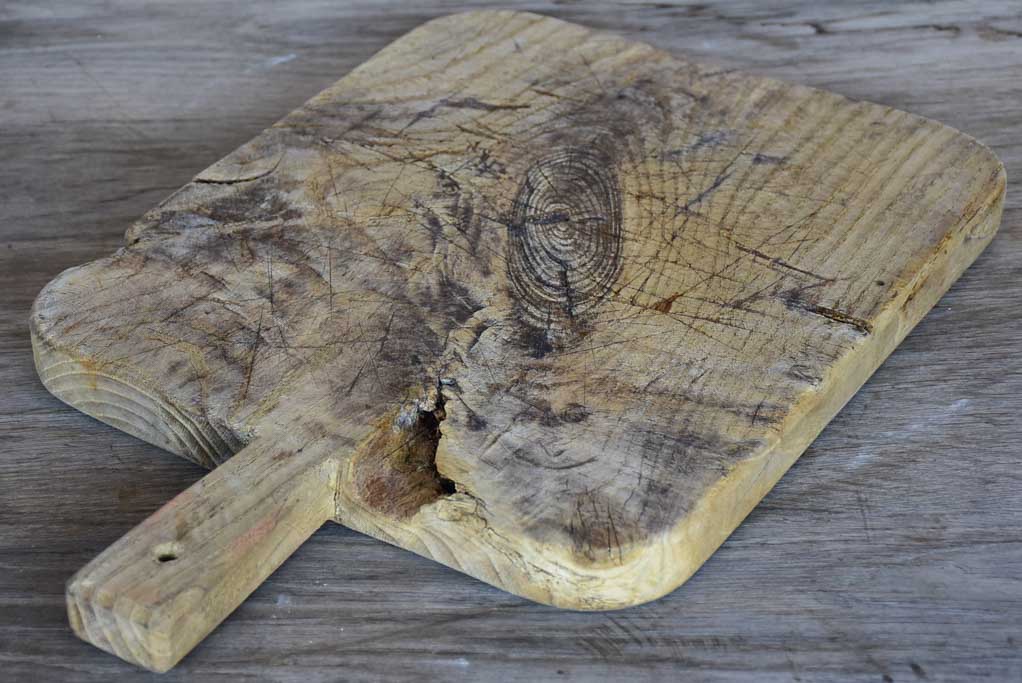 Rustic antique French cutting board - rounded 17¾"