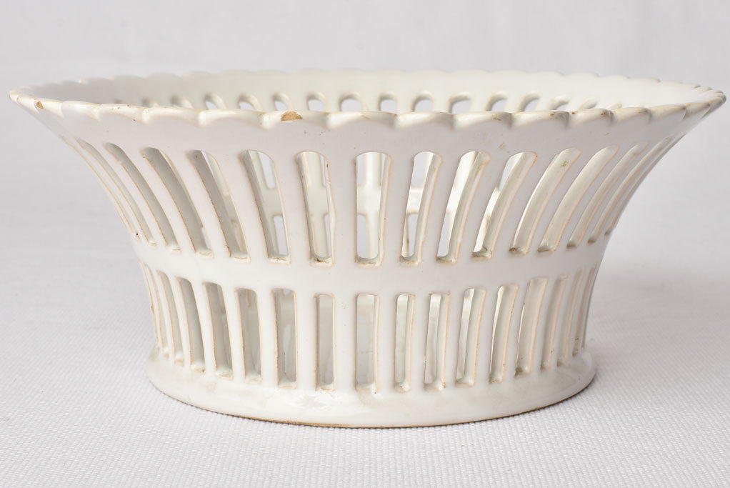 Émile Tessier openwork ceramic fruit bowl - white 8¾"