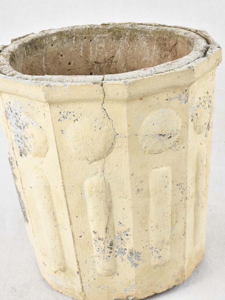 7 vintage planters with beige patina 14¼"