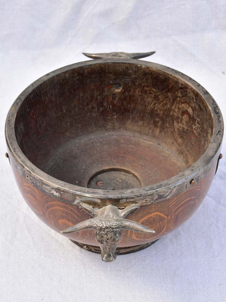 1930's English wooden ice bucket wine cooler with shield and bull's head handles