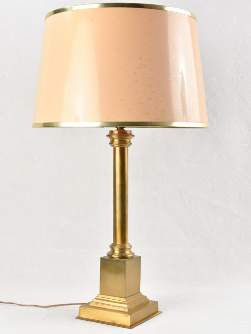 'Retro metal gold-toned table lamp'