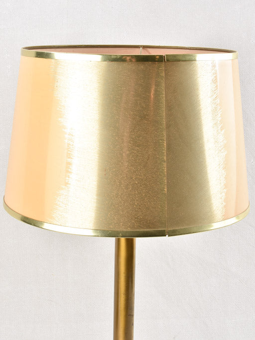 'Stacked square-base metal table lamp'