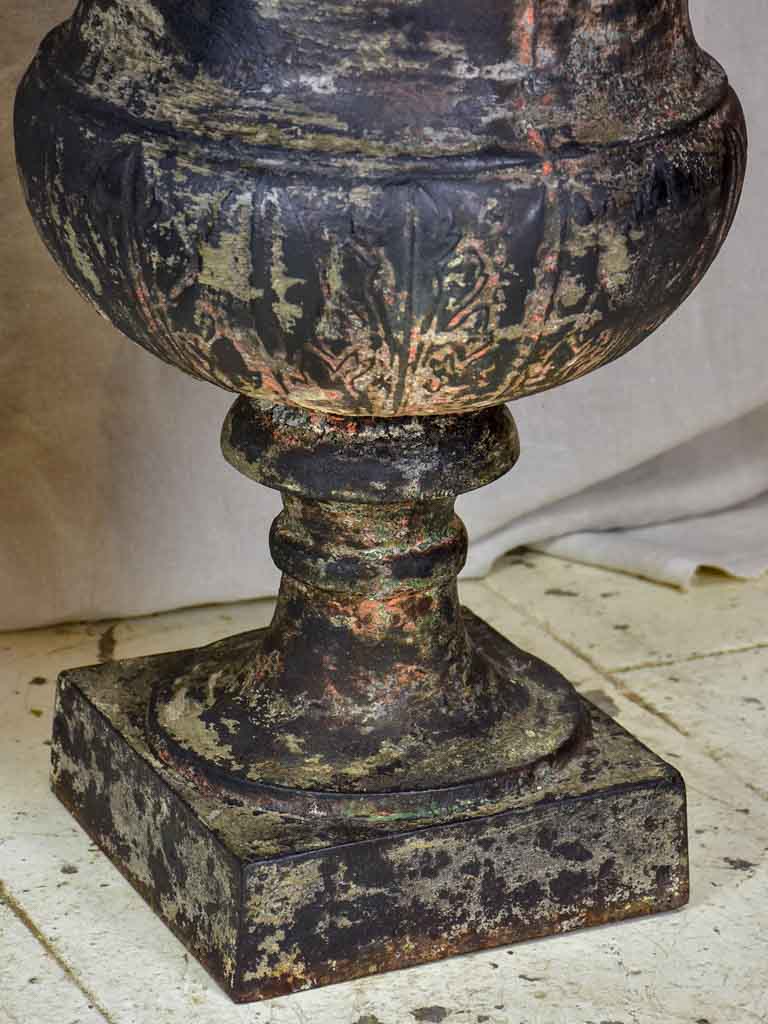 Two 19th Century cast iron Medici urns - black