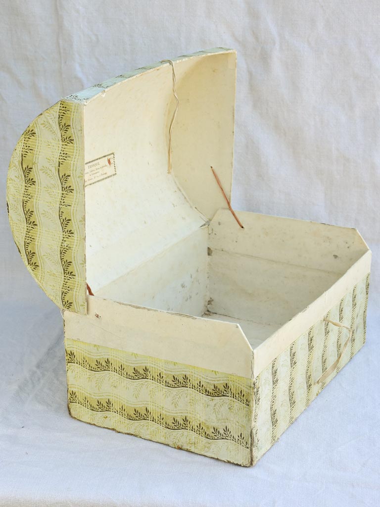 18th century French lace box covered in paper 17¾"