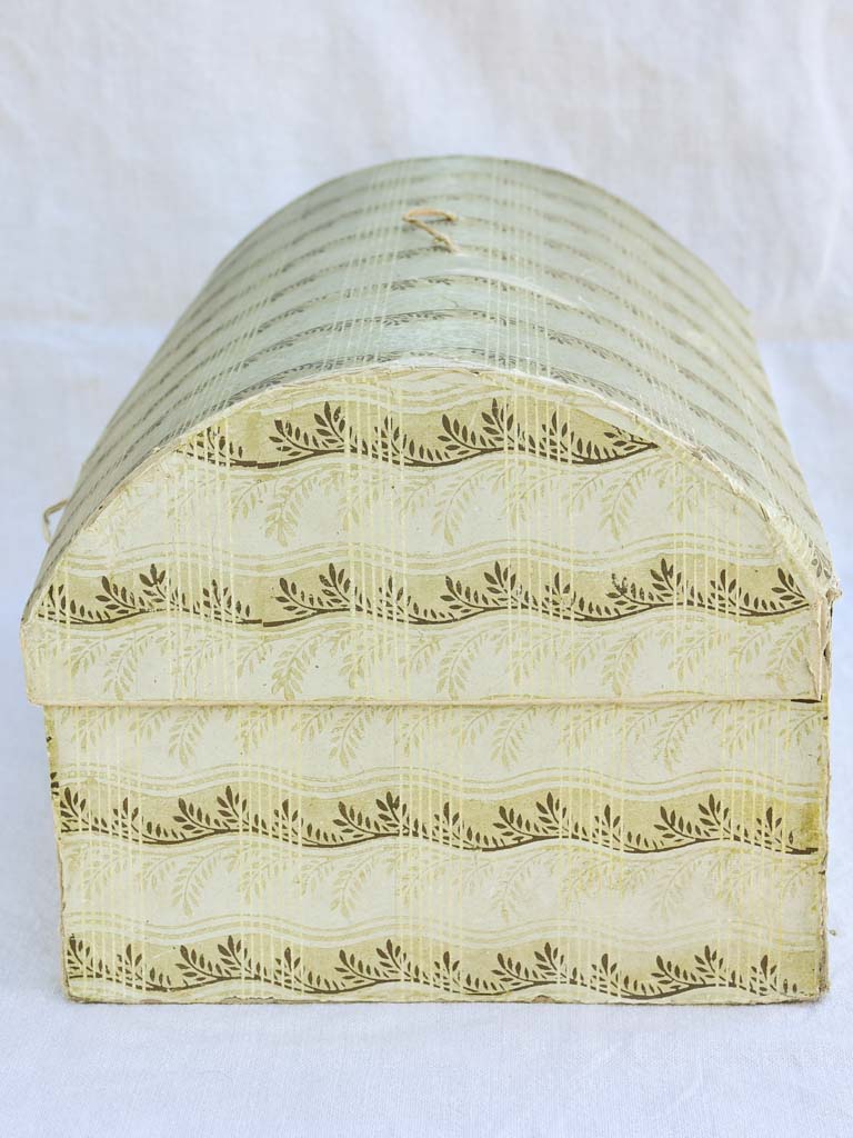 18th century French lace box covered in paper 17¾"