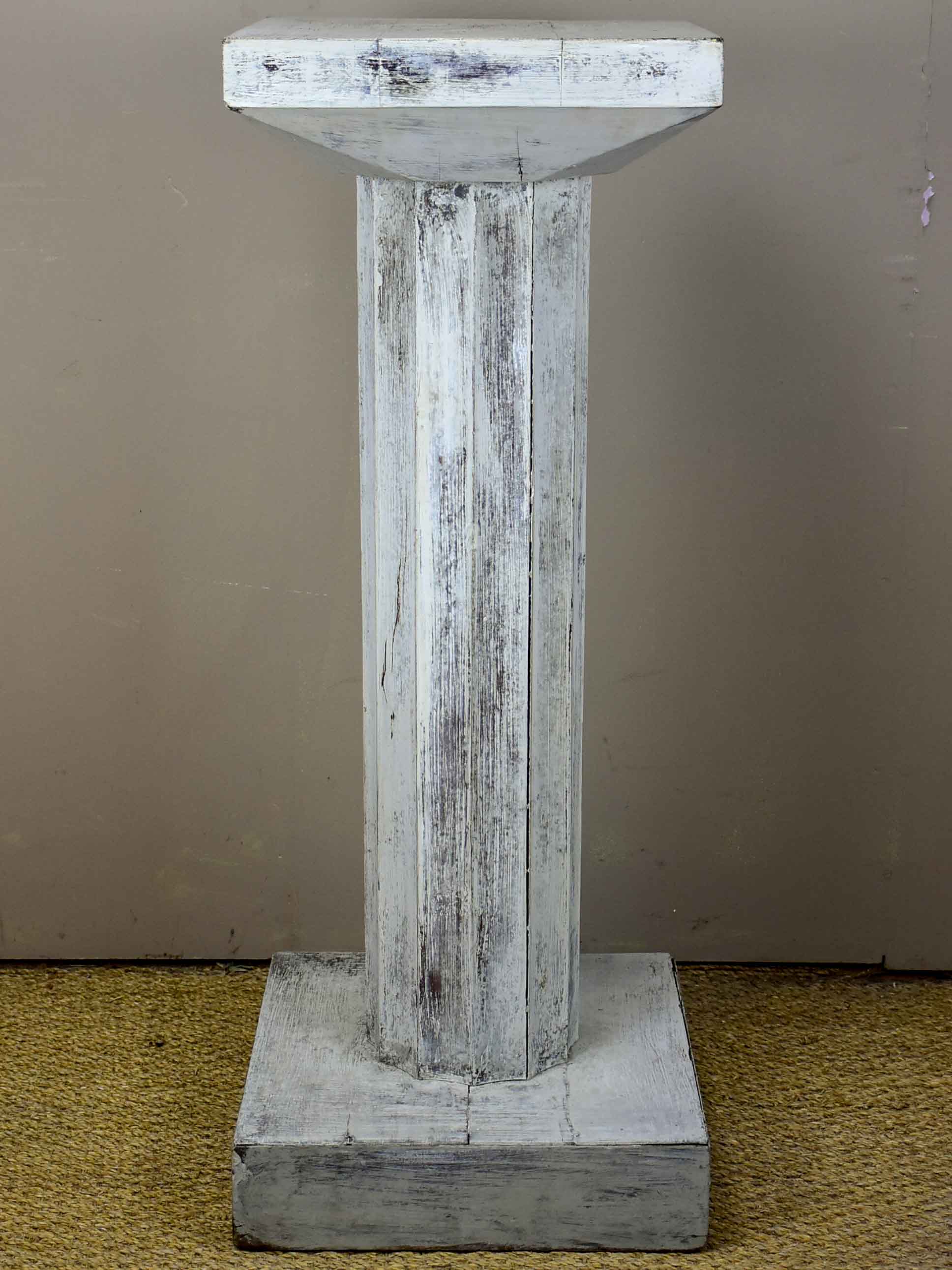 Art Deco podium stand