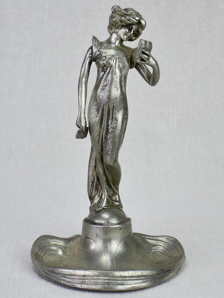 Metalwork 1900's lady vide poche