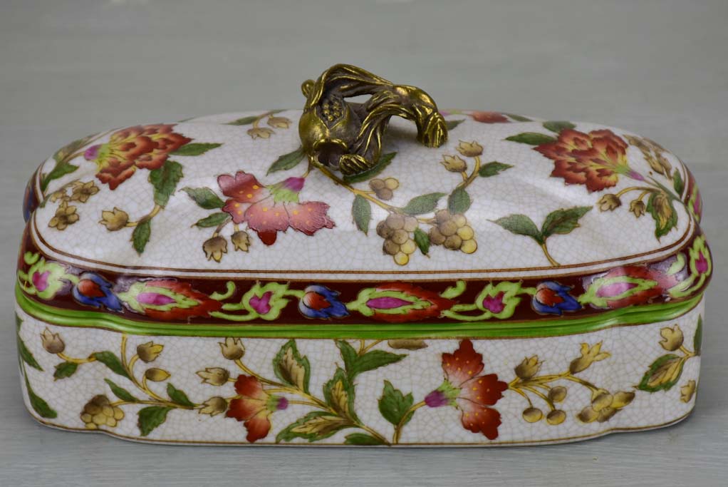 Pretty French vintage container / jewelry box