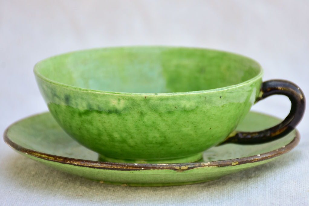 Tea service from Dieulefit with green glaze 6 cups 9 saucers