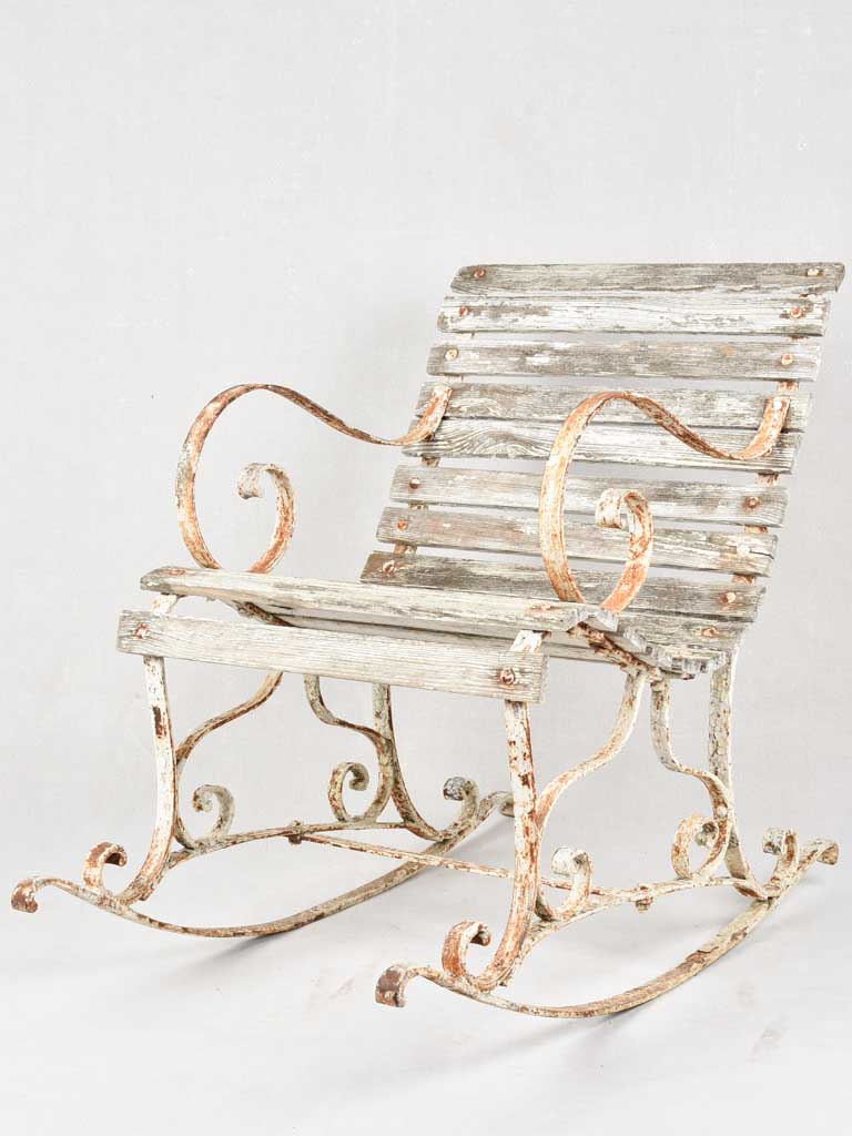 19TH CENTURY ROCKING CHAIR