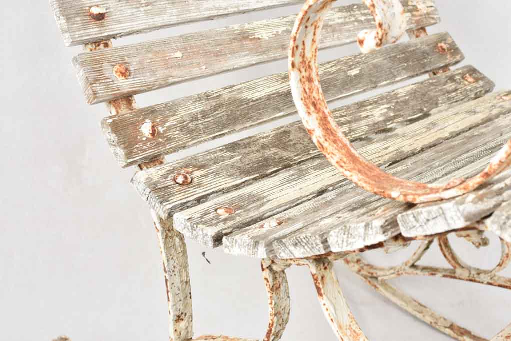 19TH CENTURY ROCKING CHAIR