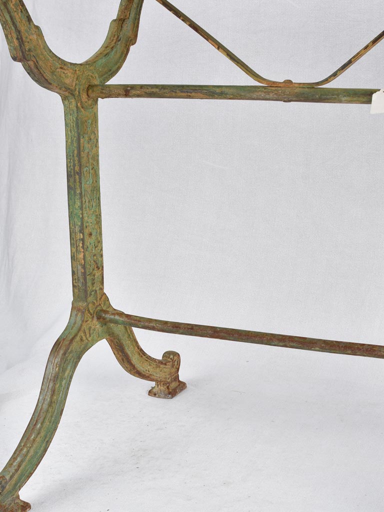 Classical garden table with iron base