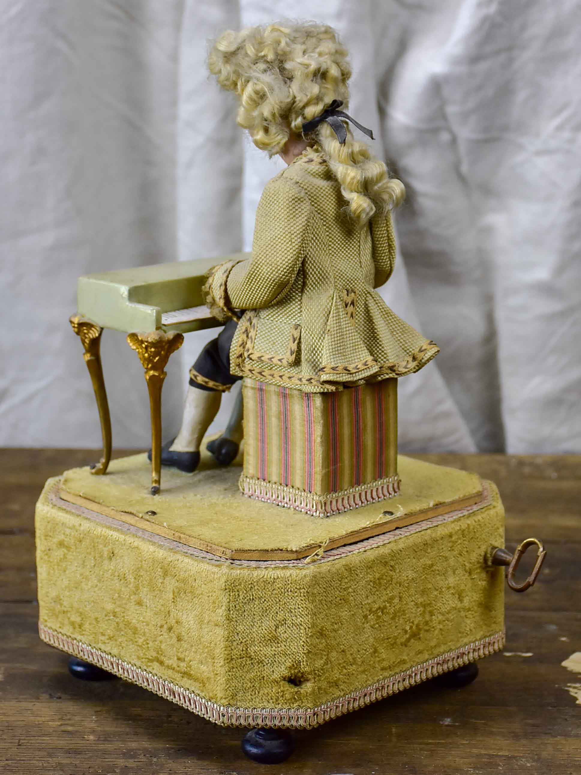 Early 20th Century German wind up toy of Mozart playing piano